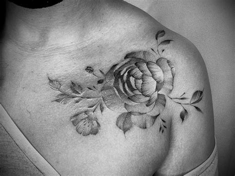 Peony Tattoo Black And Grey Tattoos Tattoos Flower Tattoo