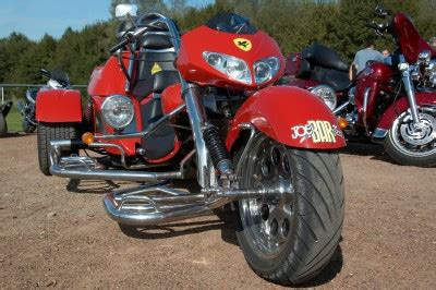 Maybe you would like to learn more about one of these? Winged Ferrari Stallion jigsaw puzzle in Cars & Bikes puzzles on TheJigsawPuzzles.com