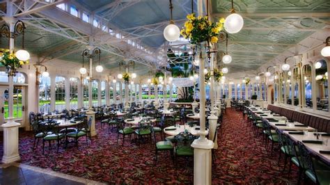 Winnie the pooh, eeyore, tigger and piglet are always featured. The Pros and Cons of Disney's Crystal Palace Restaurant