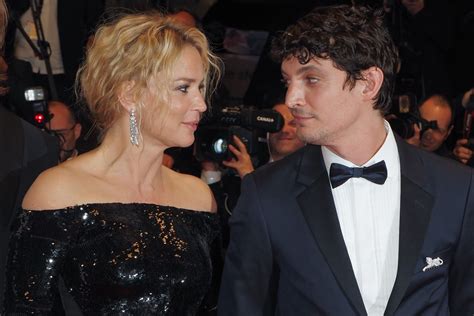 En 2018, virginie efira et niels schneider partageaient un amour impossible dans le film catherine corsini. Virginie Efira : le bonheur avec son compagnon Niels Schneider