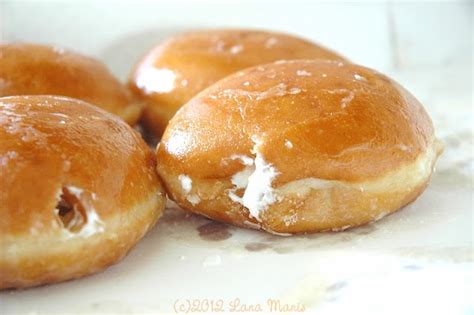 Krispy Kreme Cream Filled Doughnut Food Pinterest