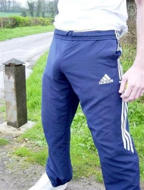 Bulgespotter 👀©️ On Twitter Tracksuit Bottoms And A Big Massive Bulge Is Always Gonna Be
