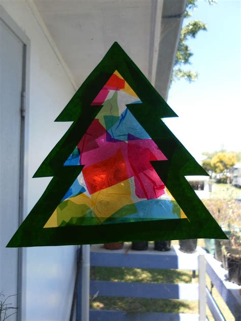 Christmas Tree Sun Catcher Christmas Classroom Christmas Crafts Diy