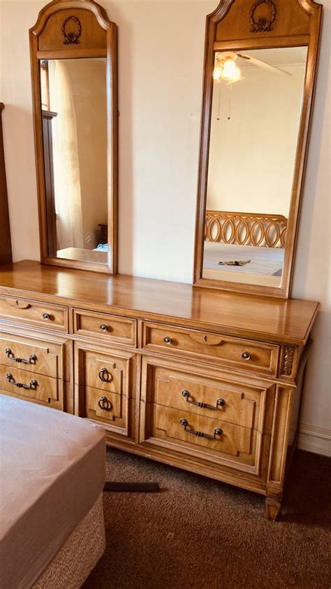 Sleepnumber.com has been visited by 100k+ users in the past month Thomasville 1967 bedroom set for Sale in North Arlington ...