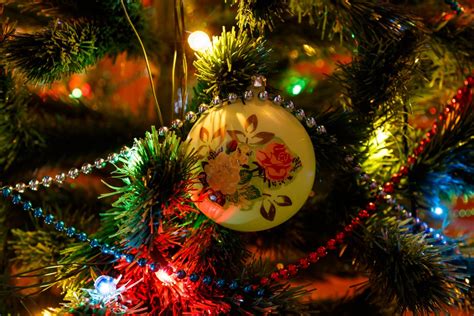 картинки Рождество новый год Рождественская елка елочная игрушка