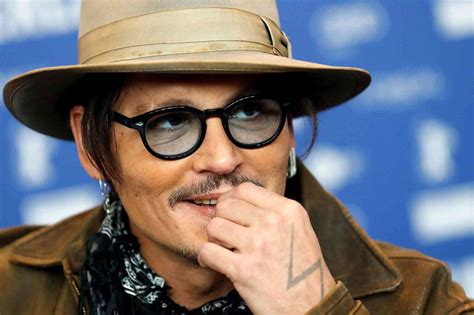 Johnny depp, american actor and musician noted for his eclectic and unconventional film choices. Johnny Depp » Vacances - Guide Voyage