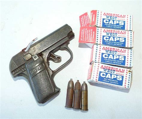 Lot Incl 25 Jr Cast Iron Cap Guncap Bullets