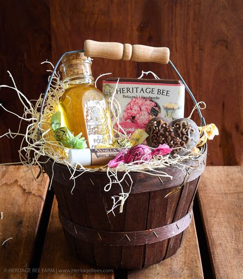 Personalized Gift Baskets For Her Alcohol Thespruce Fixings Photodisc
