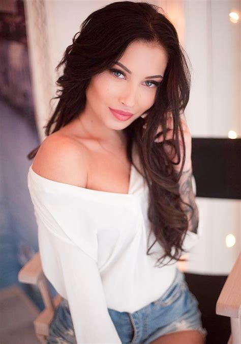 id 44744 ukrainian woman for marriage viktoriya from kremenchug ukraine 26 y o hair color brown