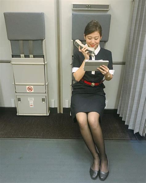 【japan】 Jal Cabin Crew 日本航空 客室乗務員 【日本】 Pantyhose Legs Shanghai Airlines Skirt Outfits Cute