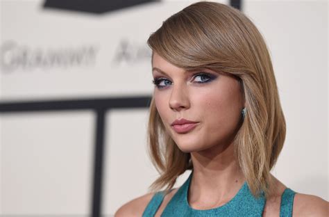 Taylor Swift S New Shag Haircut Is All Kinds Of Cool Glamour