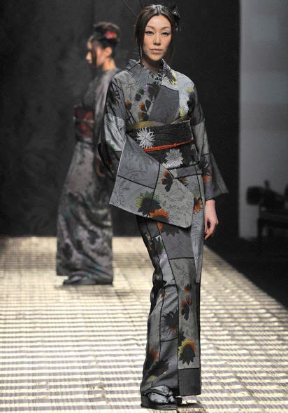 A Modern Tradition Japanese Outfits Kimono Design Fashion