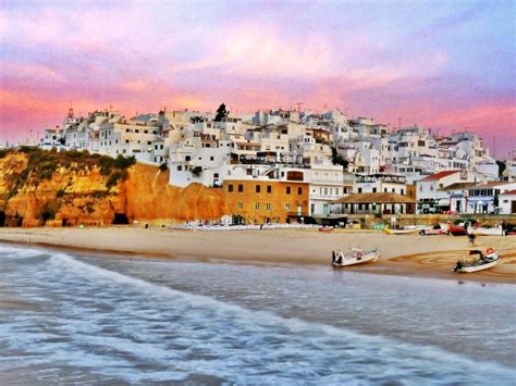 5 Reasons We Recommend Albufeira For Your Hen Weekend