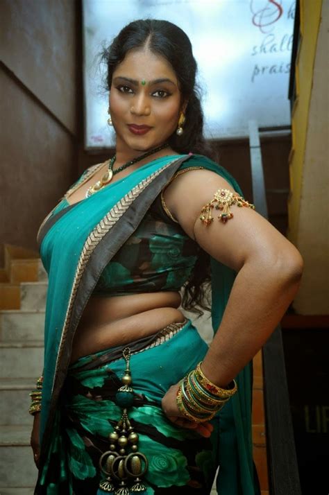 Aunty Actress Jayavani Hot Hd Photos In Saree At Minugurulu Audio Launch Stills Film Actress