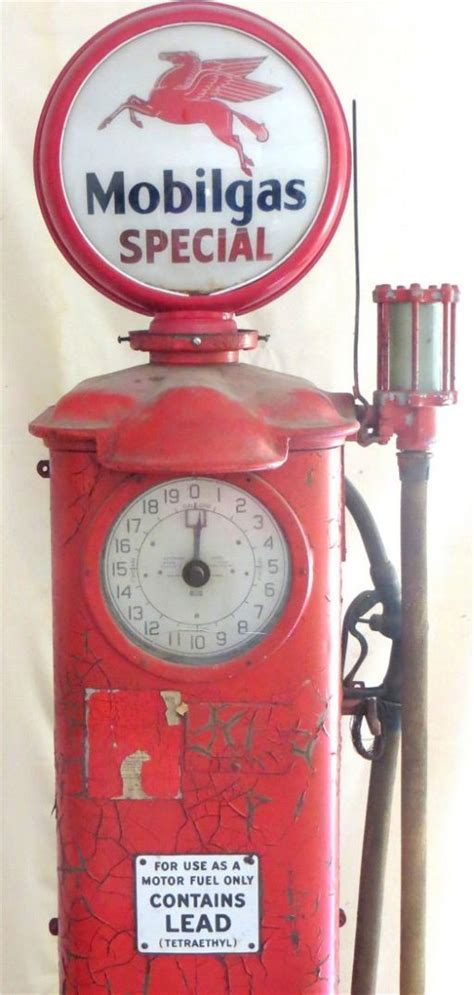 Vintage Mobil Clock Face Gas Pump With Original Globe Jul 27 2013