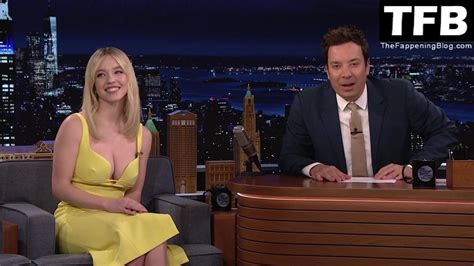 Sydney Sweeney Flashes Her Nude Boob On “the Tonight Show With Jimmy Fallon” 23 Pics Video