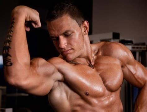 Does Flexing Build Muscle Benefits Of Flexing — Mo Marketplace