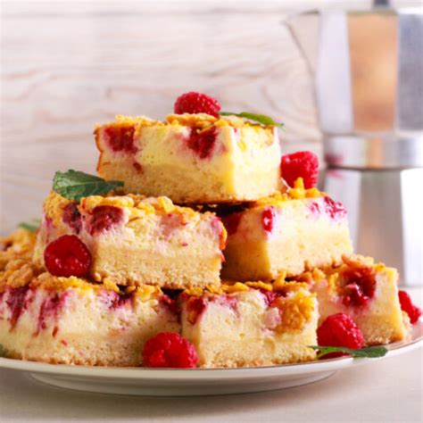 Raspberry Cheesecake Squares ⋆ Bars ⋆ Christmas 600 Of