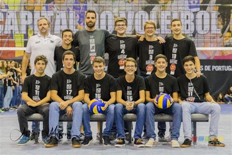 Voleibol campeonato português de voleibol feminino. Voleibol Formação: Fim de semana vitorioso para o Sporting ...