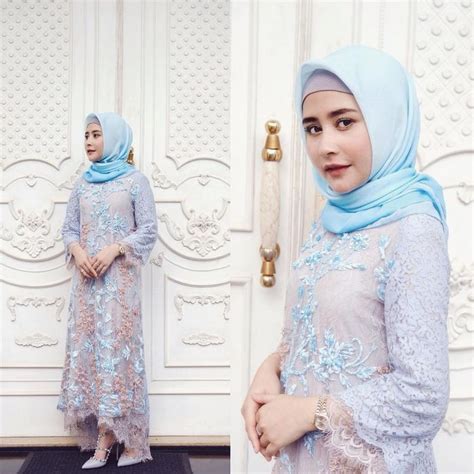 Cantik Dan Anggunnya Penampilan Prilly Latuconsina Kenakan Hijab Saat