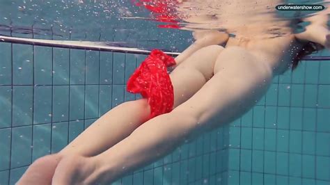 Libuse Underwater Slut Naked Body Eporner