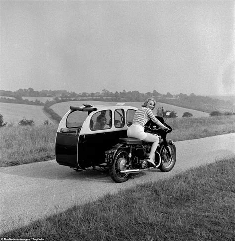 Tourists Could See The Sights In This Motorbike Sidecar That Turned