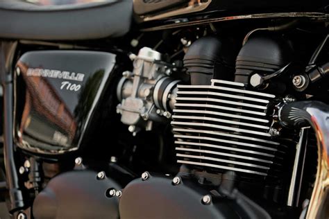 Bikez.com has a discussion group for every. TRIUMPH Bonneville T100 Black specs - 2013, 2014 ...