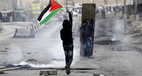 Nos 20 Anos Da Intifada Palestina Segue Resistindo Vermelho