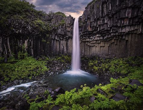 デスクトップ壁紙 風景 滝 岩 自然 カラム 低木 アイスランド ジャングル 形成 水域 水の特徴 1400x1079