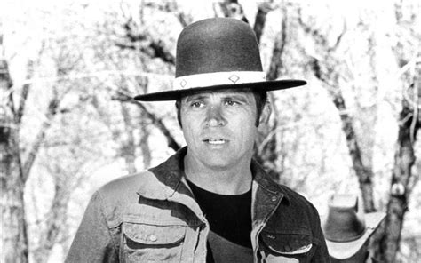 Billy Jack Star Tom Laughlin Dies At 82
