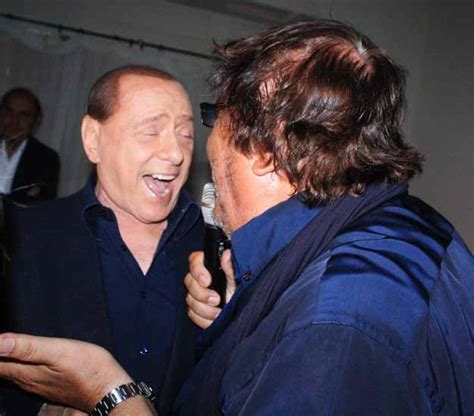 Silvio Berlusconi Torna A Fare Festa E A Cantare Con Francesca
