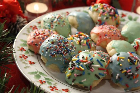 2020 popular 1 trends in home & garden, home appliances with christmas cookie press and 1. Italian Christmas Cookies | MrFood.com