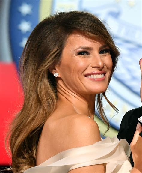 Der österreicher hans knauß bezwingt die streif. What Makeup Products Melania Trump Wore on Inauguration Day