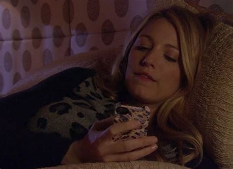 Wornontv Serena’s Grey Leopard Top With Navy Sleeves On Gossip Girl Blake Lively Clothes