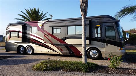 Pin By Bruce Lefebvre On Luxury Motorcoach Class A Rv Motorcoach Go