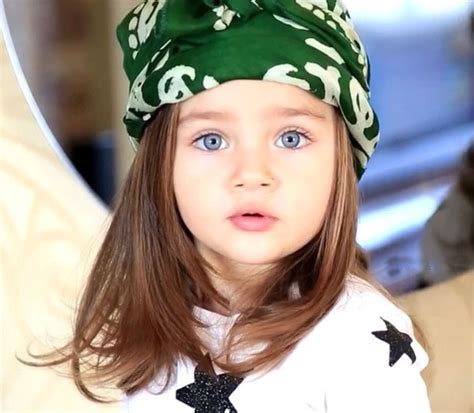 عکس دختر بچه های ناز و چشم رنگی کامل مولیزی