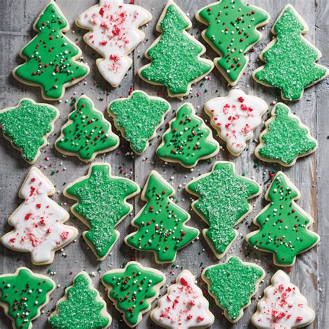 Atop these cocoa shortbread cookies, the white icing has an extra snowy feel. Christmas Tree Cookies - Taste of the South