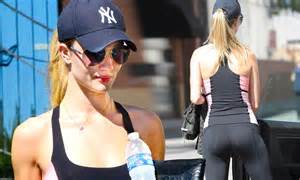 Rosie Huntington Whiteley Shows The Gym Works Wonders As She Displays