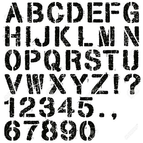 Un Conjunto De Alfabeto de Grunge Stencil Letras y números Estencil