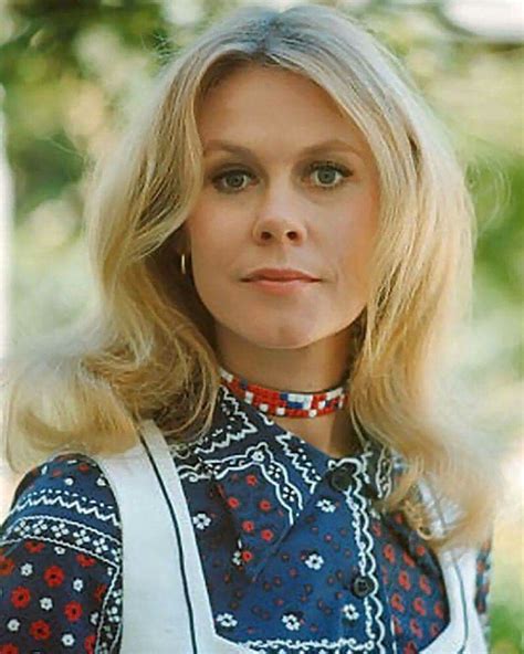 Elizabeth Montgomery Of The Original Tv 60s Series Bewitched