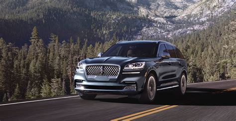 2021 Lincoln Aviator Gains New Flight Blue Color First Look