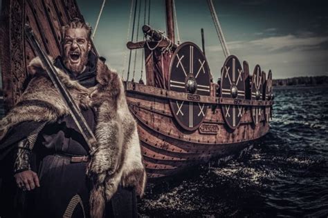 Between 1882 and 1960 arrived to the port of buenos aires, main port of argentina, 2,313 ships transporting new immigrant to these lands of peace. Anglo-Saxons were WORSE than the Vikings and carried out ...