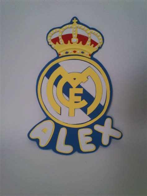 Ver más ideas sobre escudo del real madrid, real madrid, imagenes de real madrid. Escudo del Real Madrid - Manualidades El Desvan de Colores