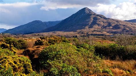 Diamond hill is the tallest peak in the park but at. Connemara National Park, Co. Galway West of Ireland | mayo ...