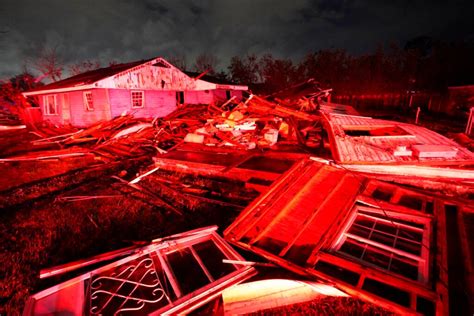 Tornado Rips Through New Orleans And Its Suburbs Killing 1 Wfla