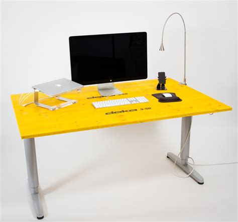 Standing desks or adjustable standing desks do have some clear benefits. Height-adjustable desk | Christian Lendl's Blog