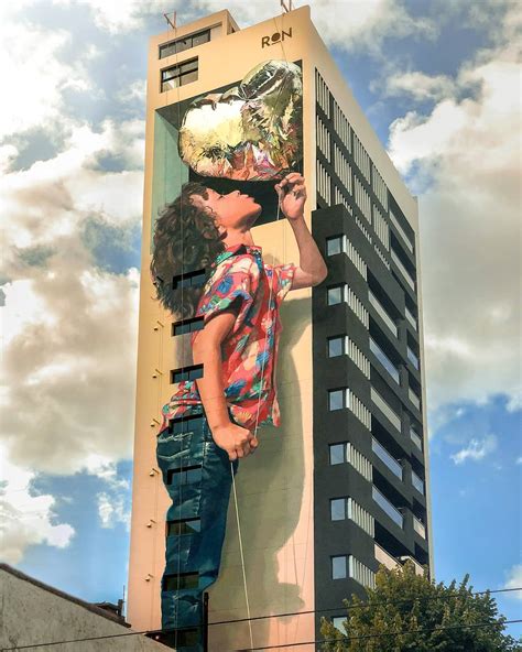 Vuelve Martín Ron a pintar murales gigantes es uno de los 10 mejores