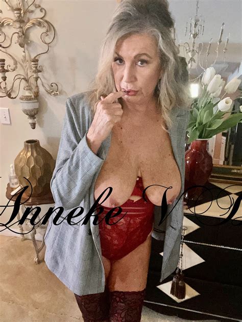Tw Pornstars Anneke Van Buren Tampa Gilf Goddess Twitter It S Hot Sex Picture