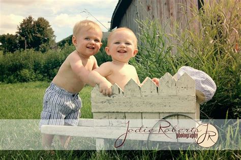 The Twins Turn 1 Boy Photo Session By Jodie Roberts Photography Twin