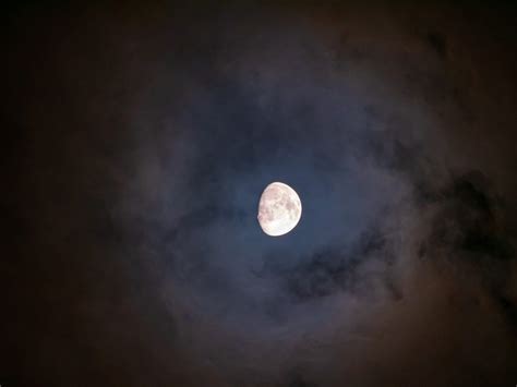 Fotos De La Luna Tomadas Desde La Ciudad De Zaragoza España El